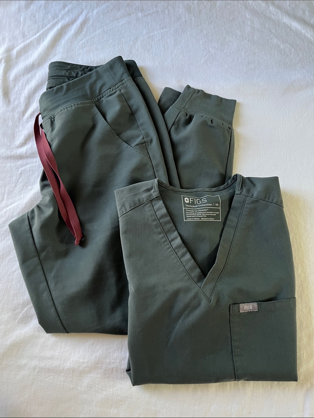 FIGS Scrub Set Forest Green XS/S
